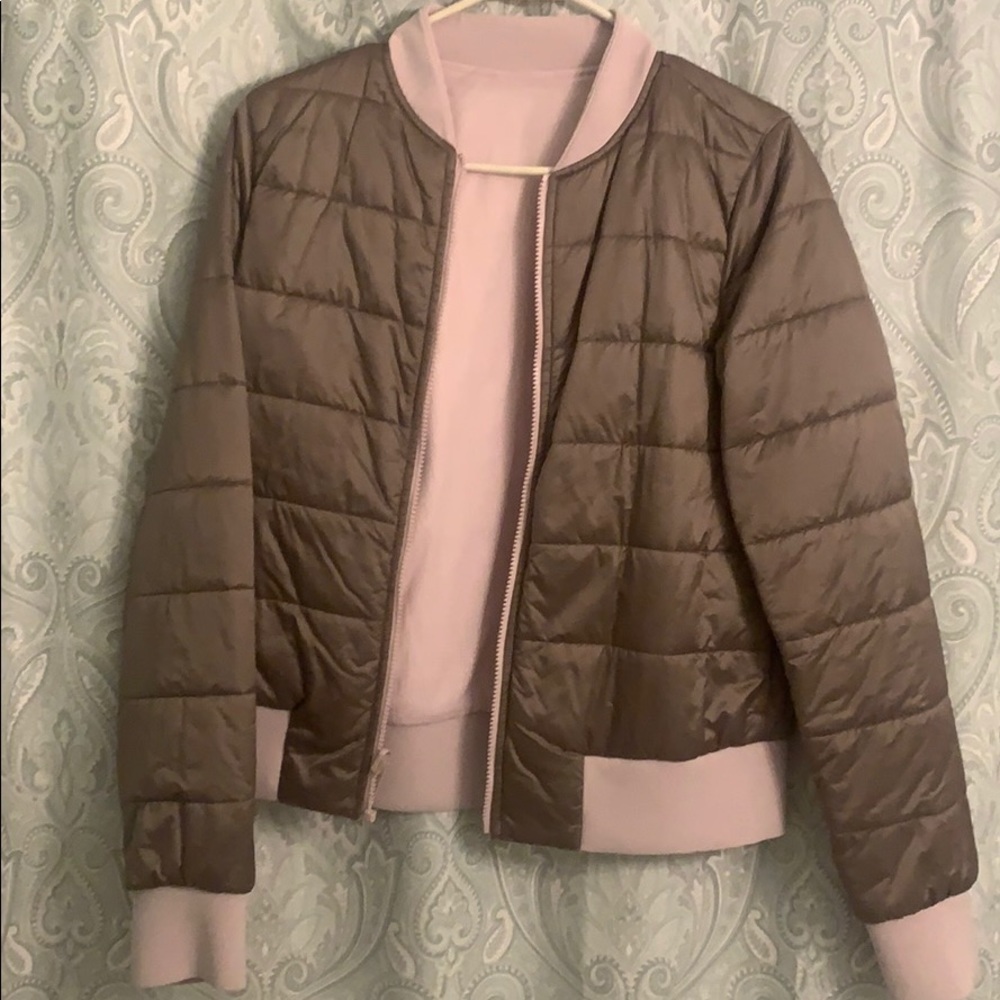 Lululemon non-stop bomber